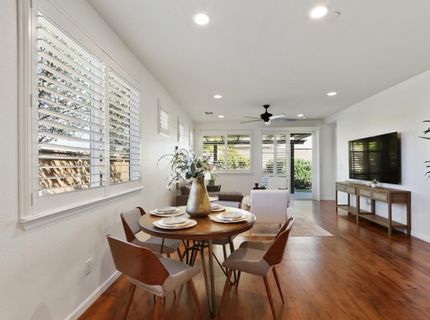 7925 Peak Forest Way, Elk Grove, CA 95757 Photo