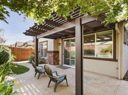 7925 Peak Forest Way, Elk Grove, CA 95757 Photo