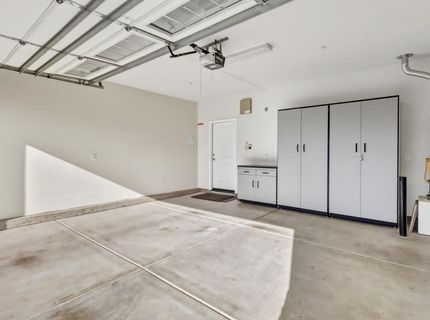 7925 Peak Forest Way, Elk Grove, CA 95757 Photo