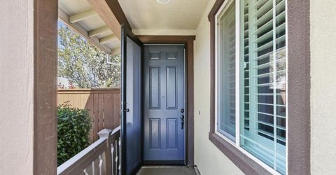 7925 Peak Forest Way, Elk Grove, CA 95757 Photo