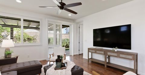 7925 Peak Forest Way, Elk Grove, CA 95757 Photo