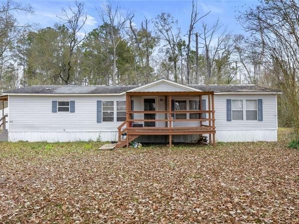16375 COUNTRY Road, French Settlement, LA 70754