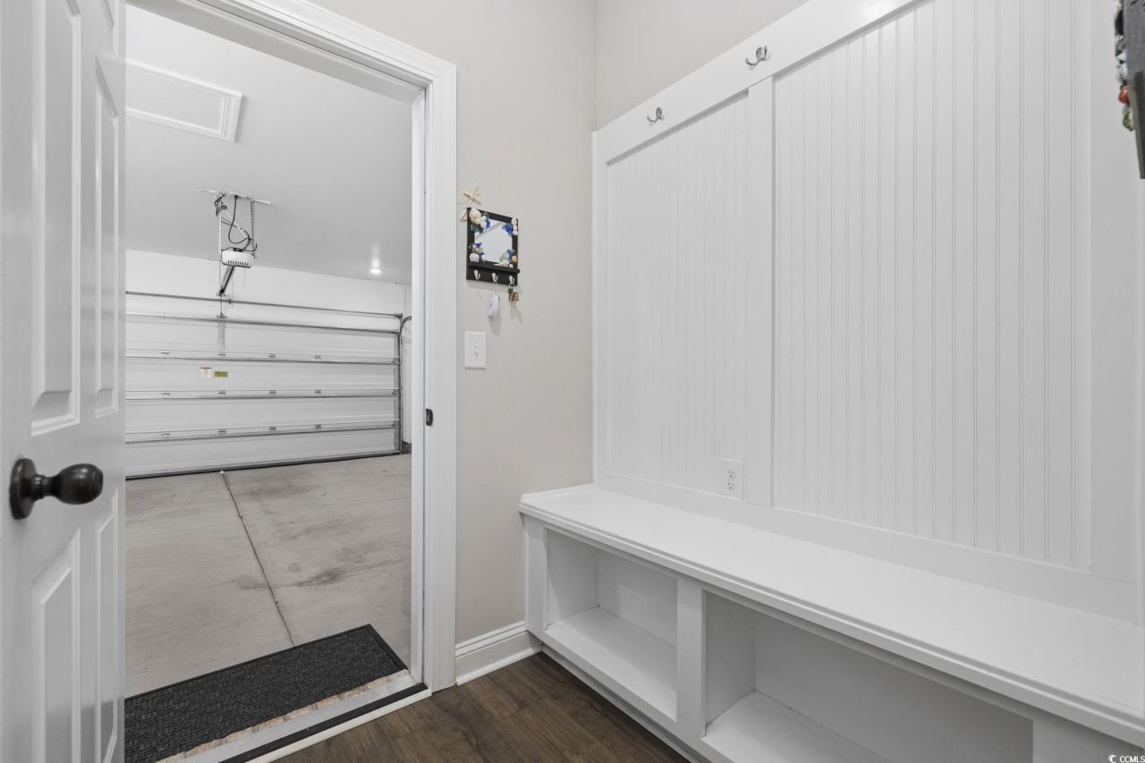 379 Mikita Dr. Photo 12