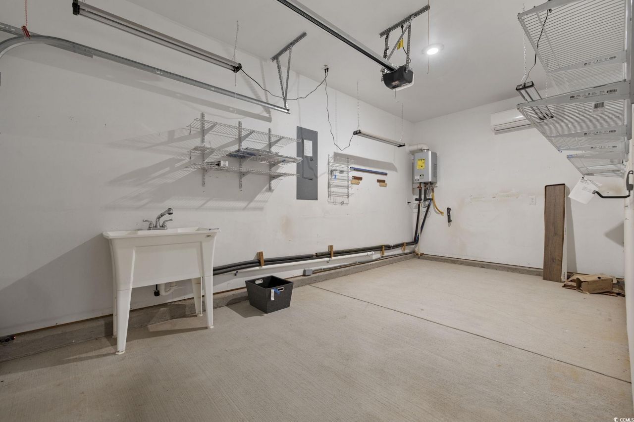 379 Mikita Dr. Photo 17