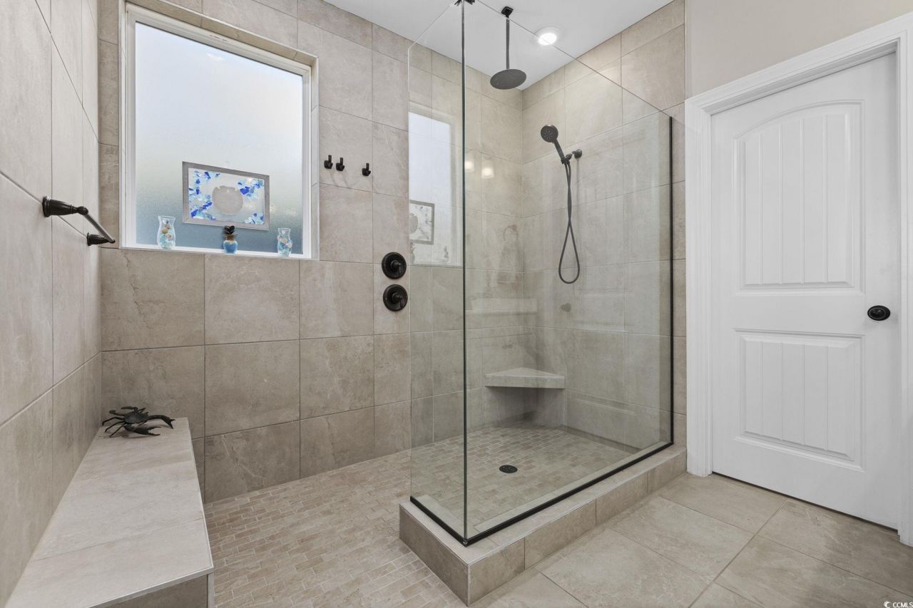 379 Mikita Dr. Photo 23