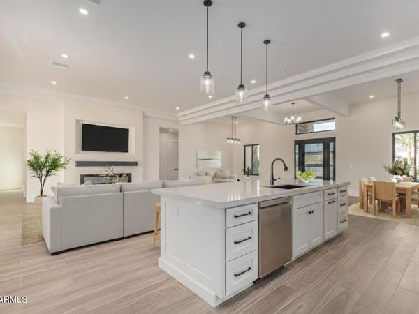 18225 W SAN JUAN Court, Litchfield Park, AZ 85340