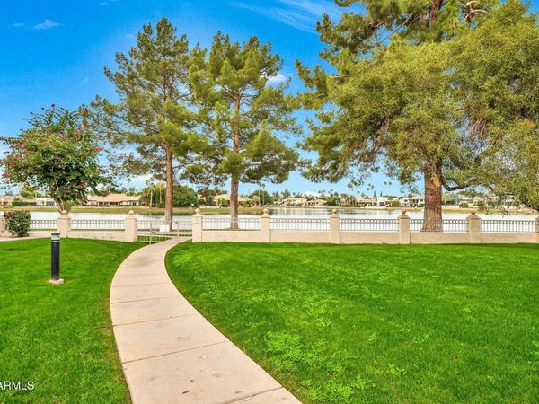 8270 N HAYDEN Road, Unit 2052, Scottsdale, AZ 85258