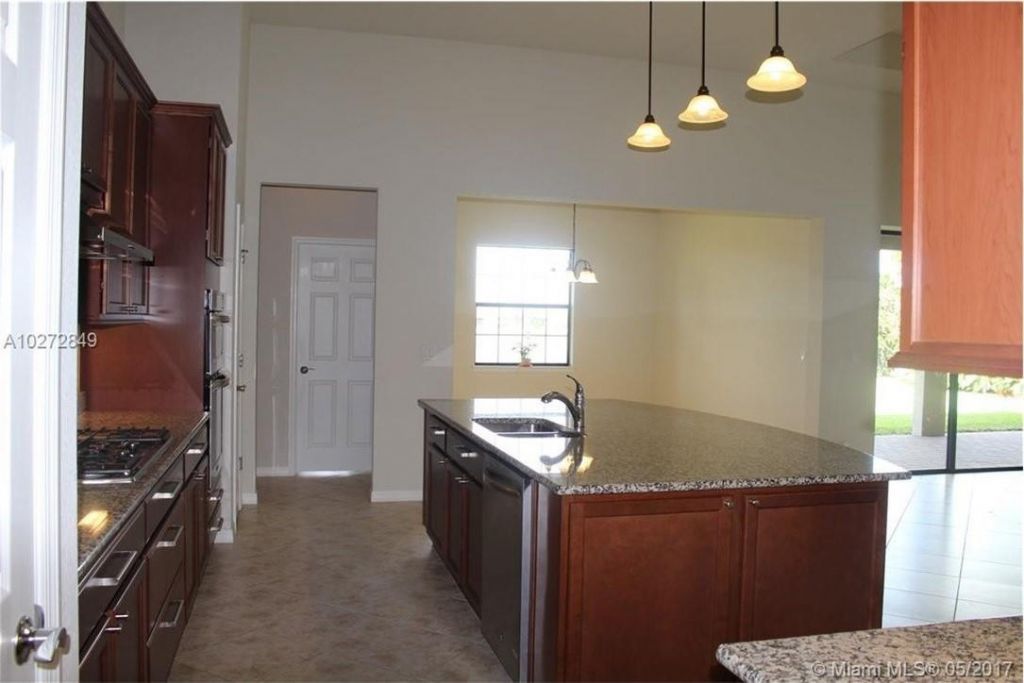 3425 Siena Cir, Wellington, FL 33414 Photo