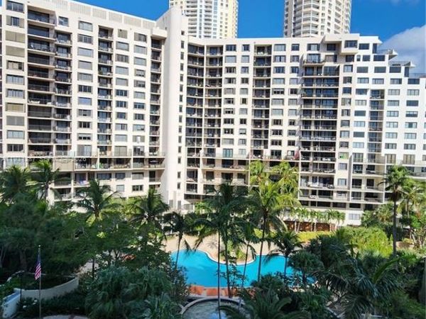 520 Brickell Key Dr , Unit A802, Miami, FL 33131