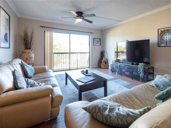 4975 E Sabal Palm Blvd, Unit 309, Tamarac, FL 33319