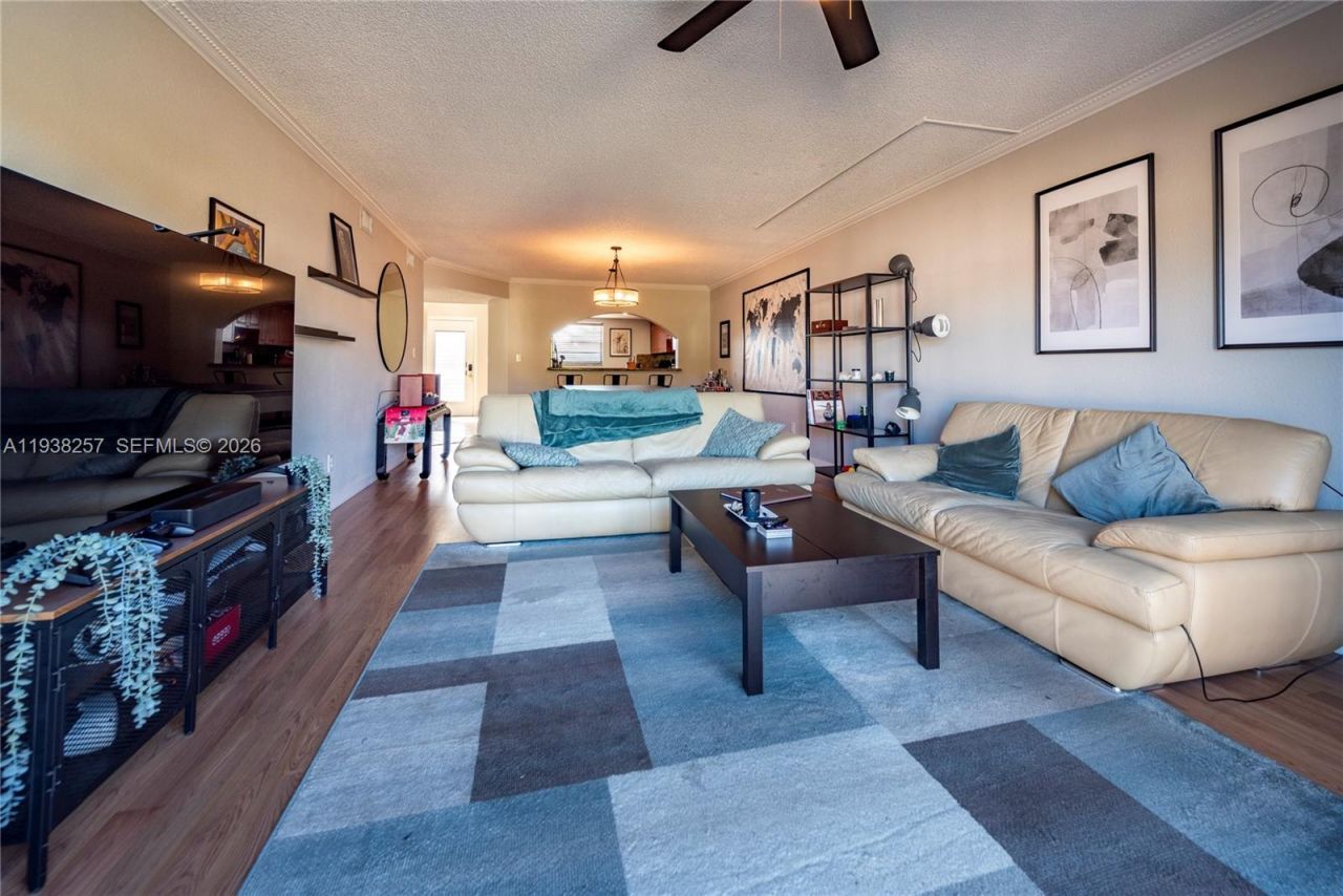 4975 E Sabal Palm Blvd, Unit 309, Tamarac, FL 33319 Photo