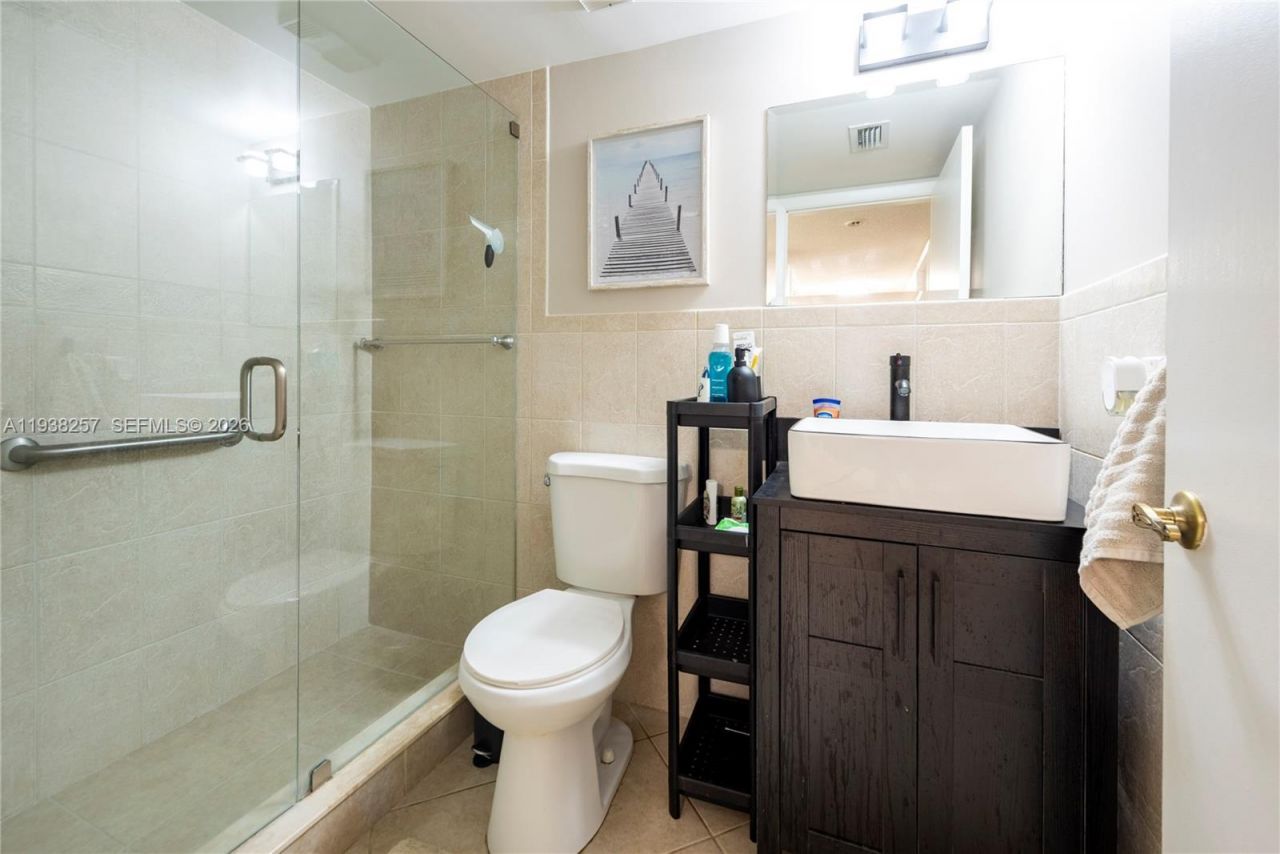 4975 E Sabal Palm Blvd, Unit 309, Tamarac, FL 33319 Photo