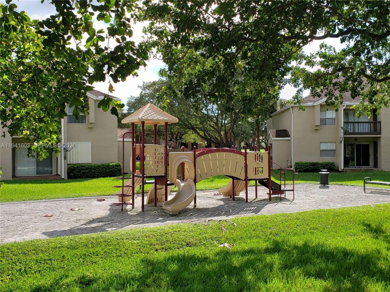 461 SW 113th Way , Unit 461, Pembroke Pines, FL 33025 Photo