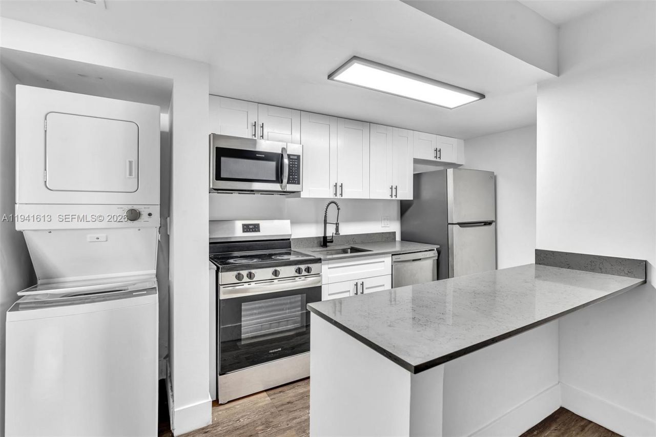 801 SW 15th Ave, Unit 32, Fort Lauderdale, FL 33312 Photo