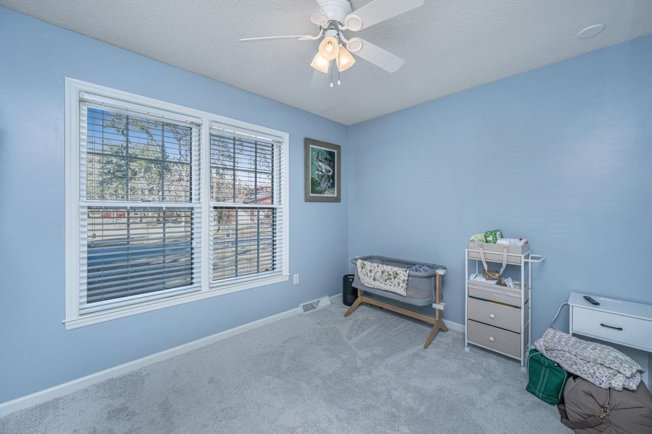 105 Sumners Alley Photo 13