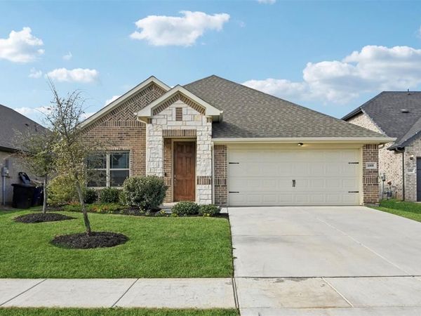 1008 Wasatch Court, Burleson, TX 76028