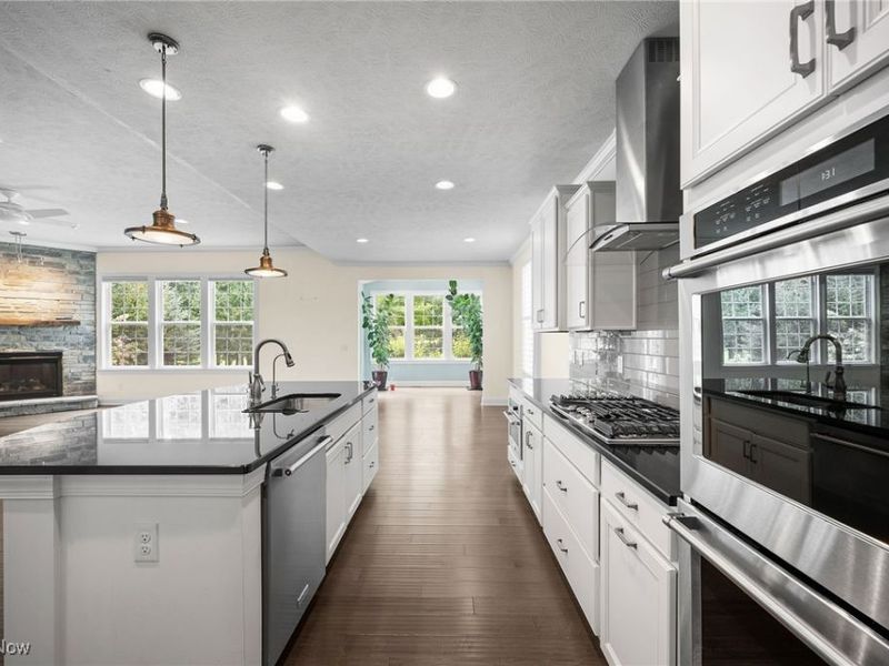 85 Brighton Drive, Aurora, OH 44202 Photo 13