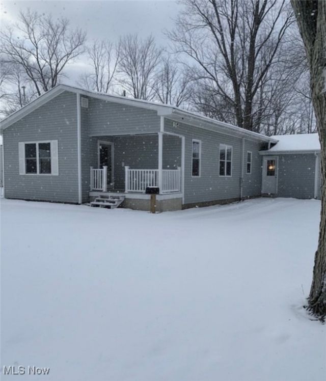 135 Wheeling Avenue, Wellington, OH 44090 Main Photo