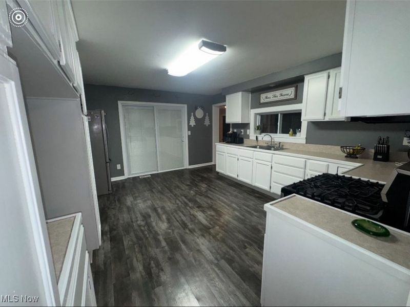 135 Wheeling Avenue, Wellington, OH 44090 Photo 4