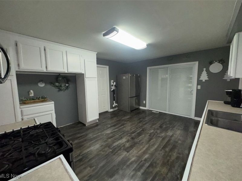 135 Wheeling Avenue, Wellington, OH 44090 Photo 5