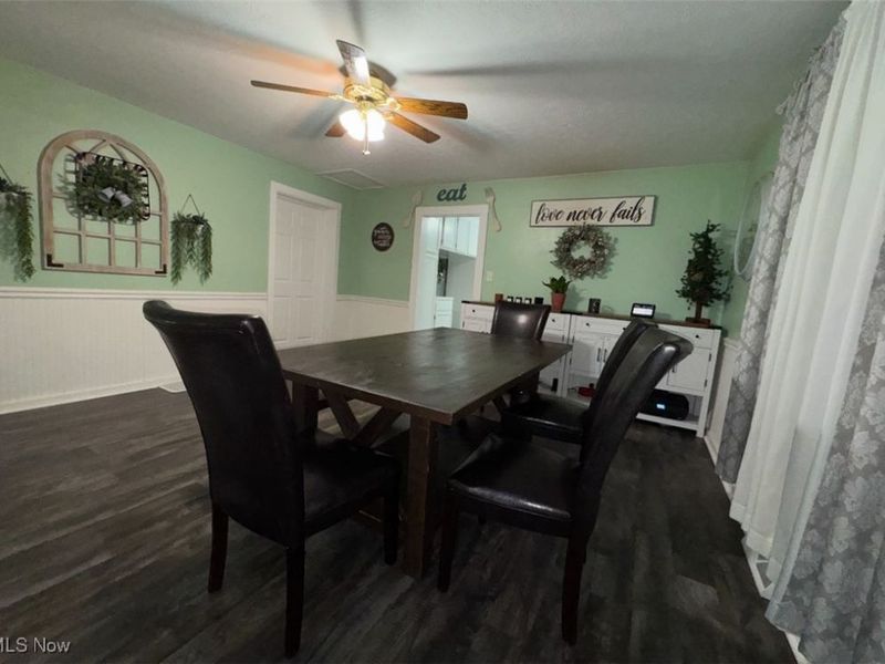 135 Wheeling Avenue, Wellington, OH 44090 Photo 6