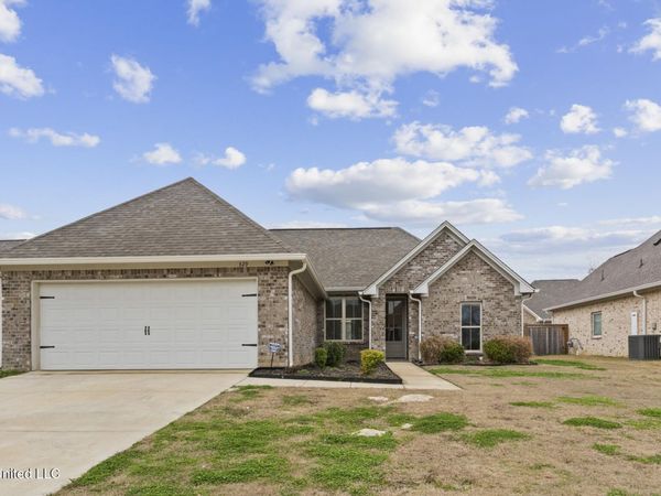 329 Willow Way, Canton, MS 39046