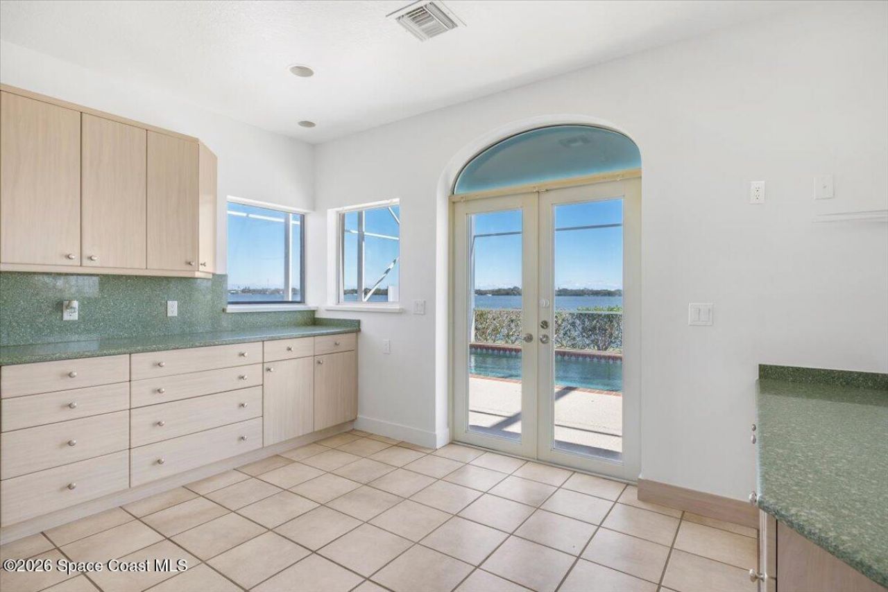 2 Sea Horse Lane, Vero Beach, FL 32960 Photo