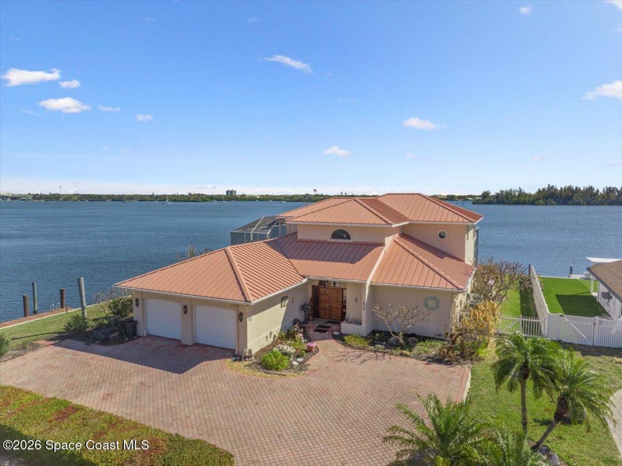2 Sea Horse Lane, Vero Beach, FL 32960 Photo