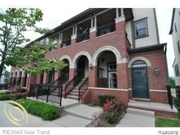 3875 FORESTER Boulevard, Auburn Hills, MI 48326