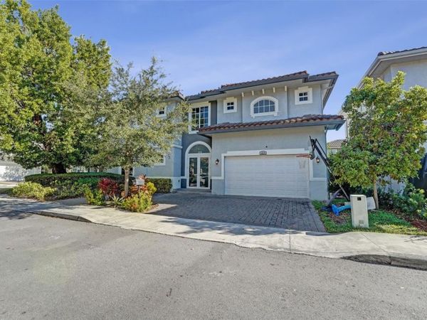 3534 Forest View Circle, Dania Beach, FL 33312