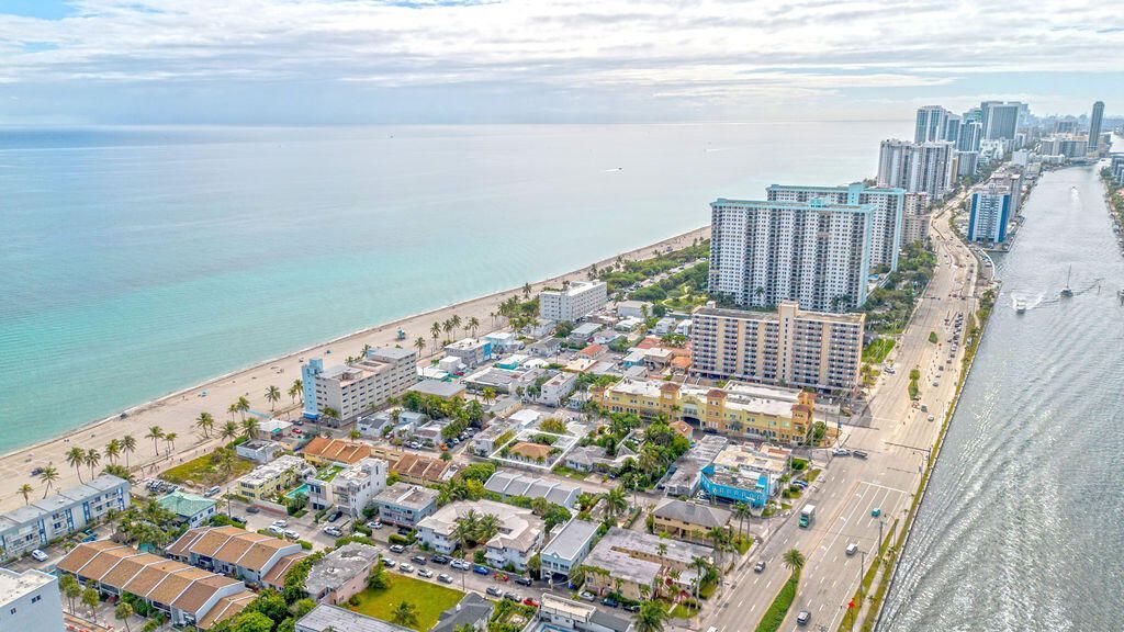 334 Oregon Street, Hollywood, FL 33019 Photo