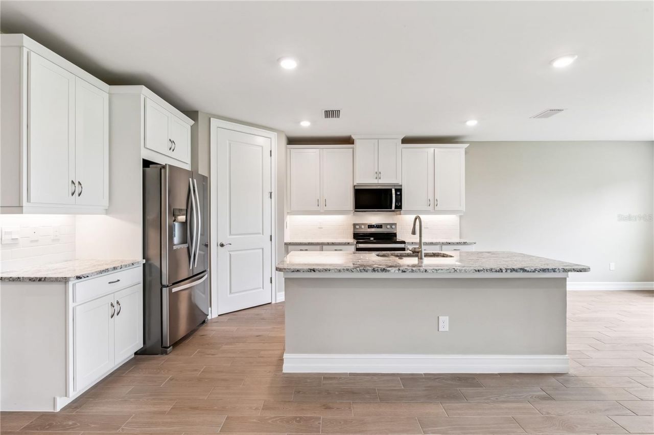 25206 Cadiz Drive, Punta Gorda, FL 33955 Photo