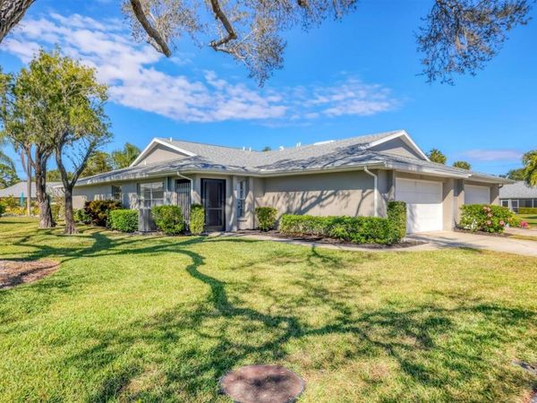 3930 CENTER GATE CIRCLE, Unit 16, SARASOTA, FL 34233