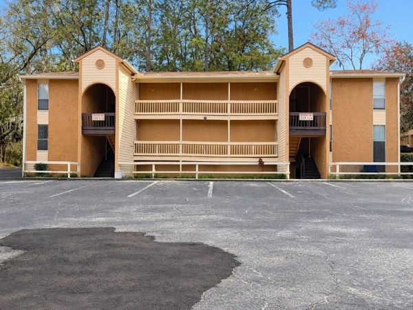 1810 NW 23RD BOULEVARD, Unit 219, GAINESVILLE, FL 32605