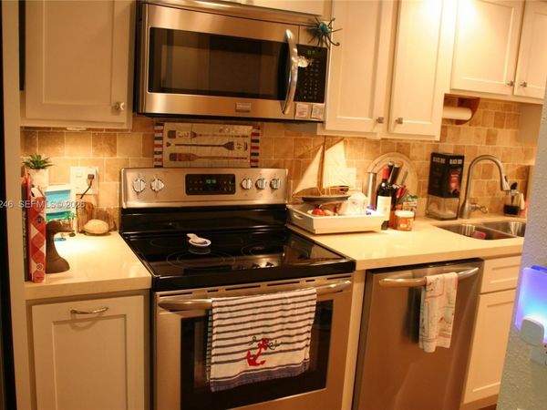 87200 Overseas Hwy , Unit N2, Plantation Key, FL 33036