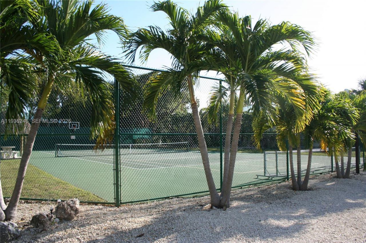 87200 Overseas Hwy, Unit N2, Plantation Key, FL 33036 Photo