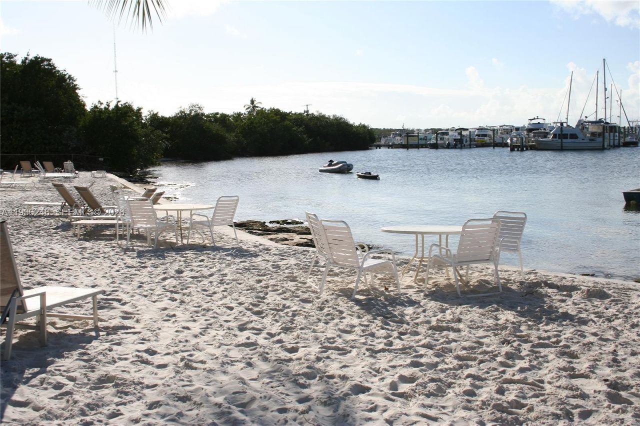 87200 Overseas Hwy, Unit N2, Plantation Key, FL 33036 Photo