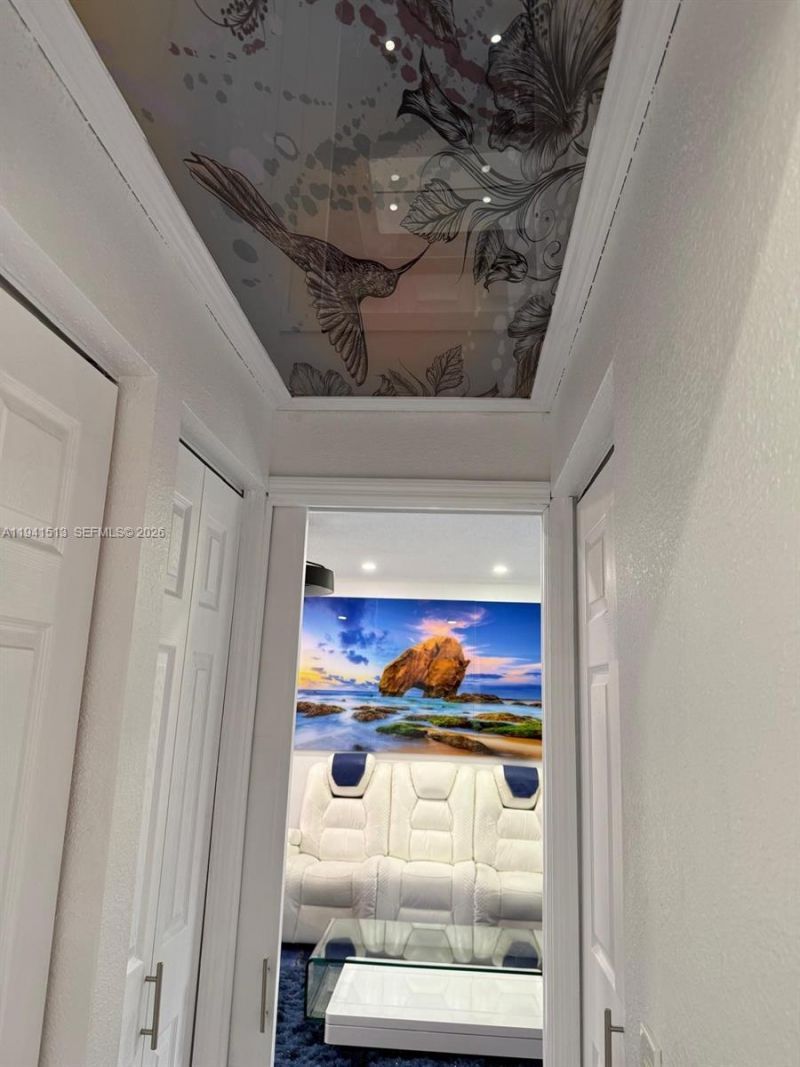 5121 W Oakland Park Blvd, Unit 212, Lauderdale Lakes, FL 33313 Photo