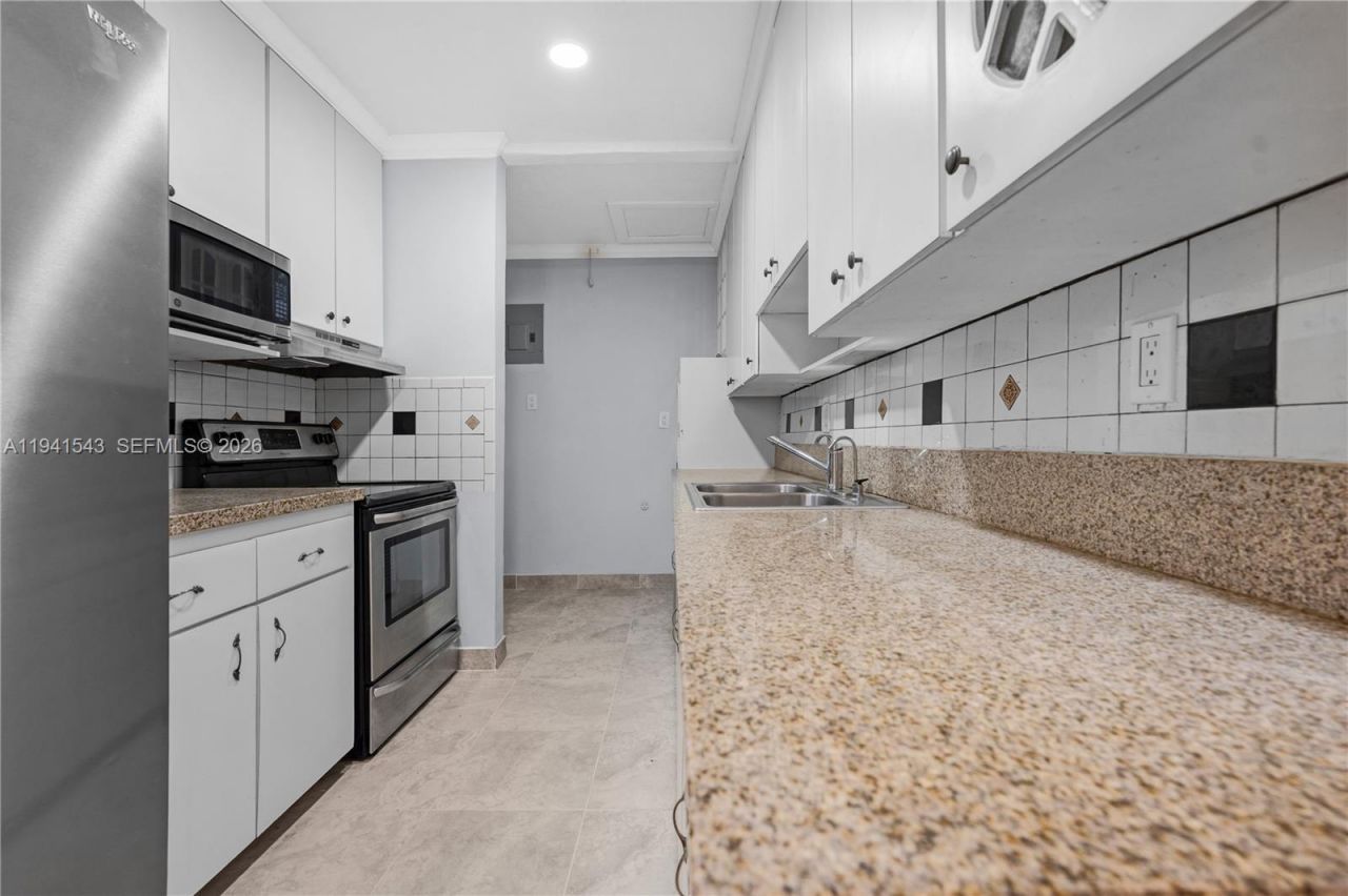 801 N 70th Ave, Hollywood, FL 33024 Photo