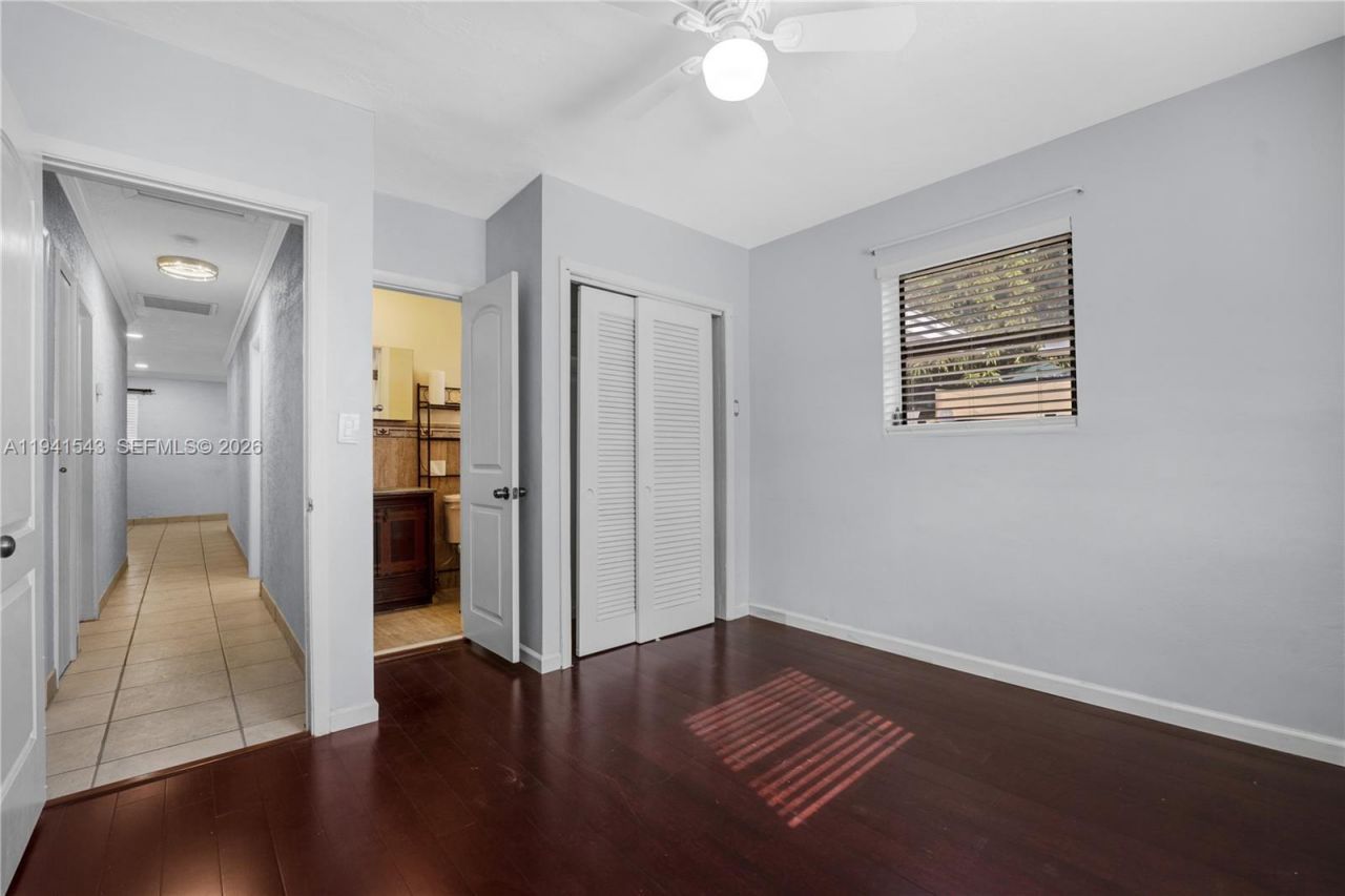 801 N 70th Ave, Hollywood, FL 33024 Photo