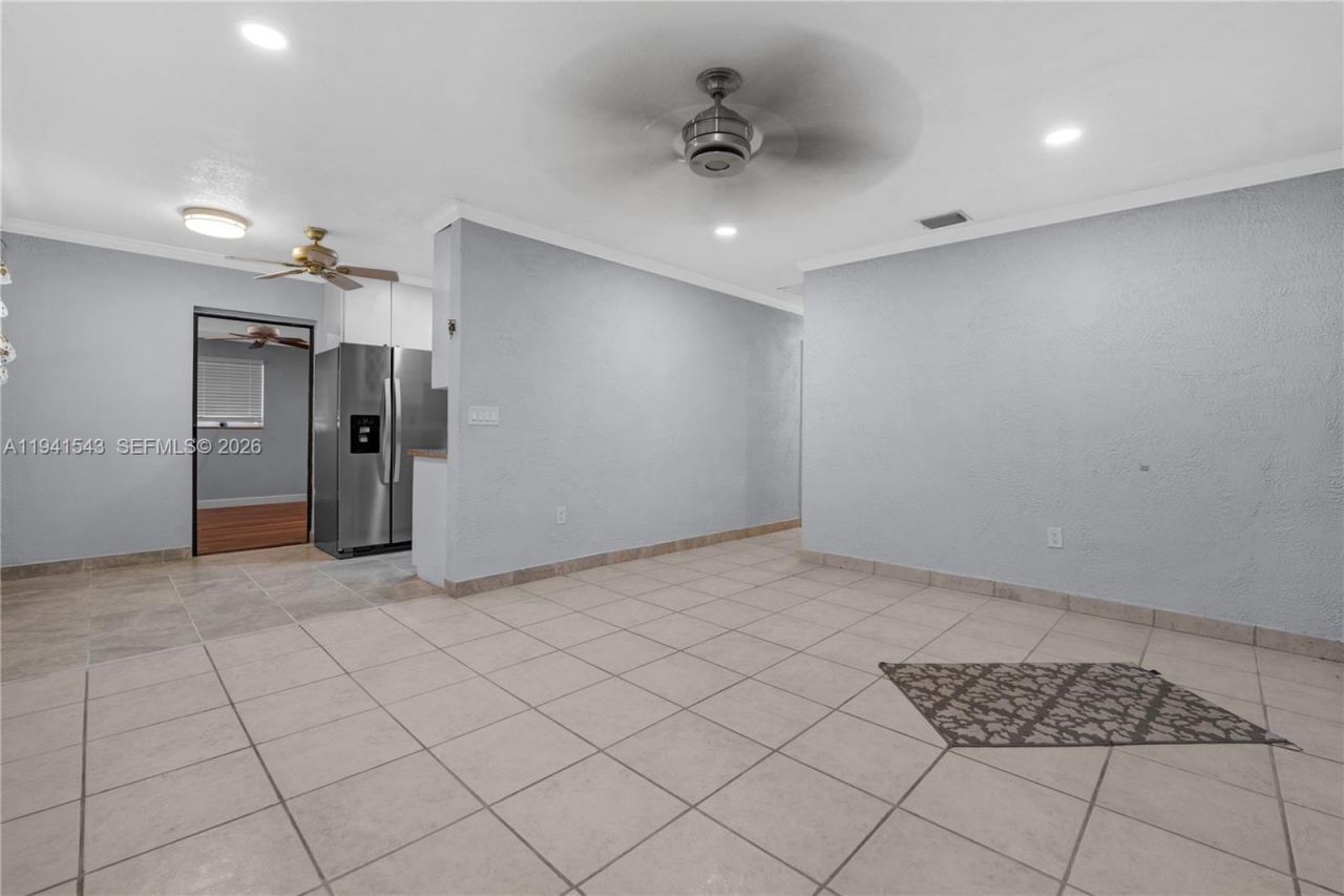 801 N 70th Ave, Hollywood, FL 33024 Photo