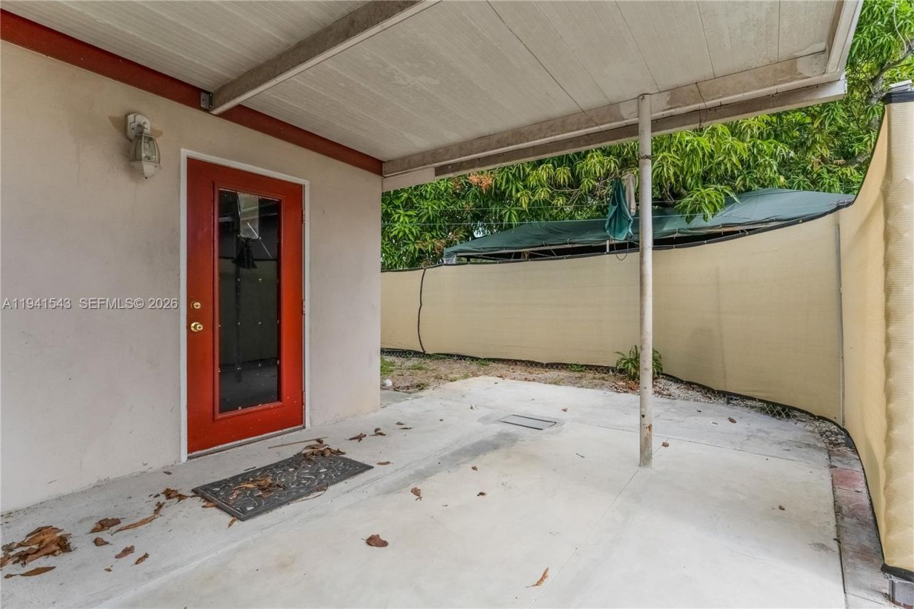 801 N 70th Ave, Hollywood, FL 33024 Photo