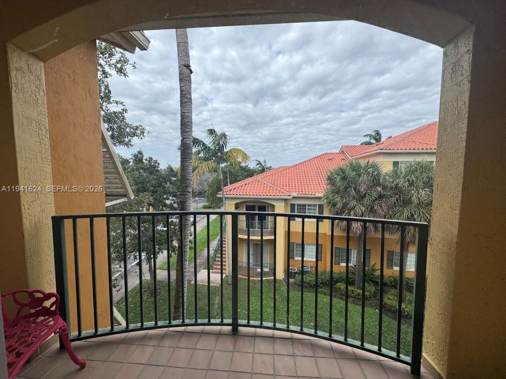 7280 NW 114th Ave, Unit 304-8, Doral, FL 33178 Photo