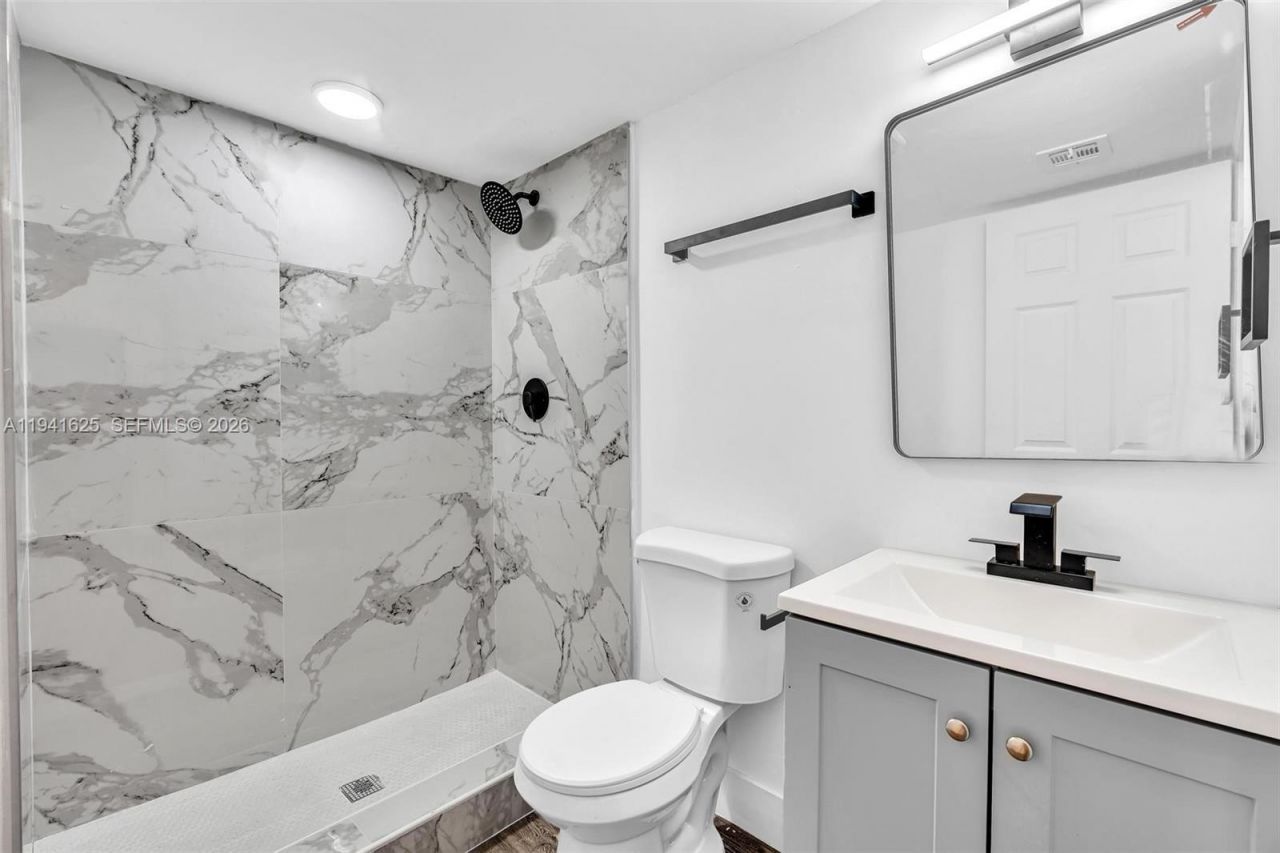 801 SW 15th Ave, Unit 33, Fort Lauderdale, FL 33312 Photo