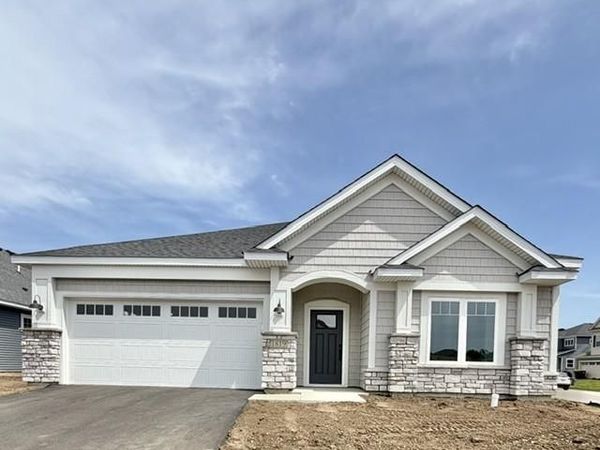 1819 Arrowhead Street, Shakopee, MN 55379