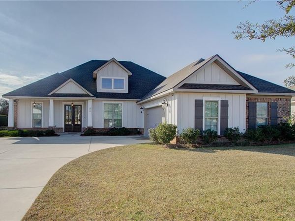 704 Culpeo Avenue, Fairhope, AL 36532