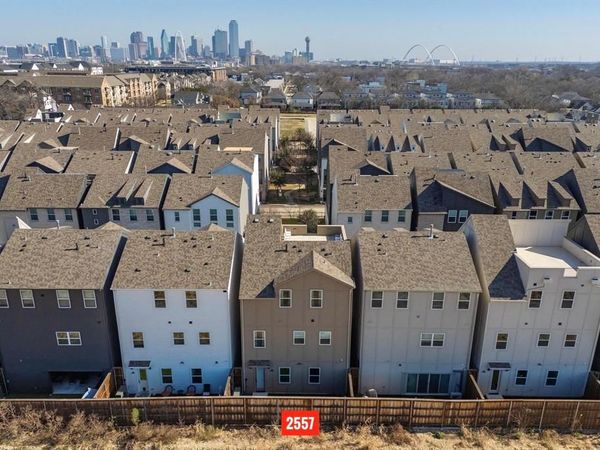 2557 Carmelita Street, Dallas, TX 75212