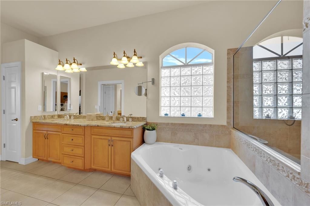 2909 SW 39th St, Cape Coral, FL 33914 Photo