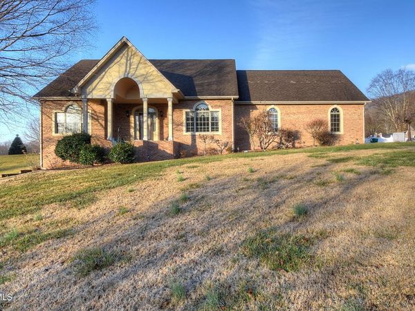 295 Sunrise Drive, Elizabethton, TN 37643