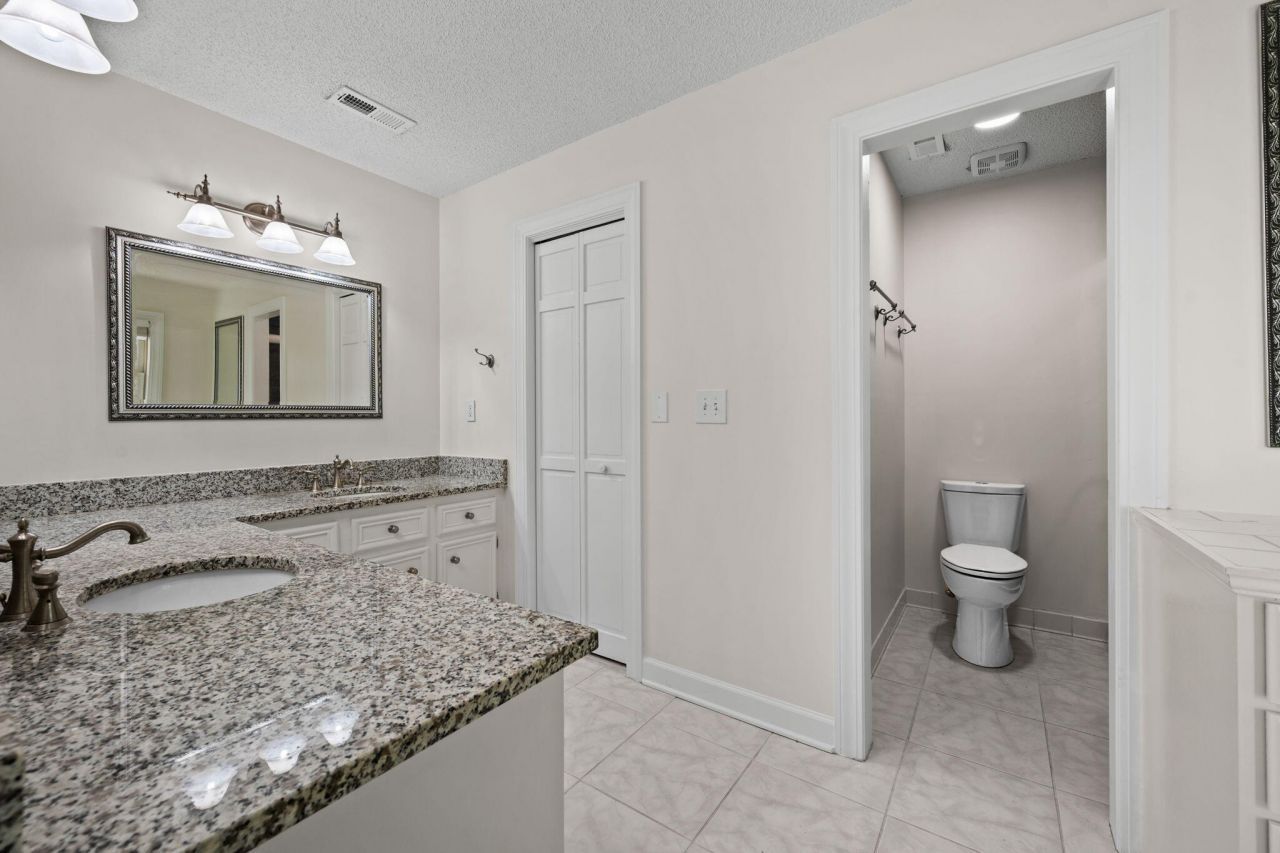 17 Plantation Circle Photo 24